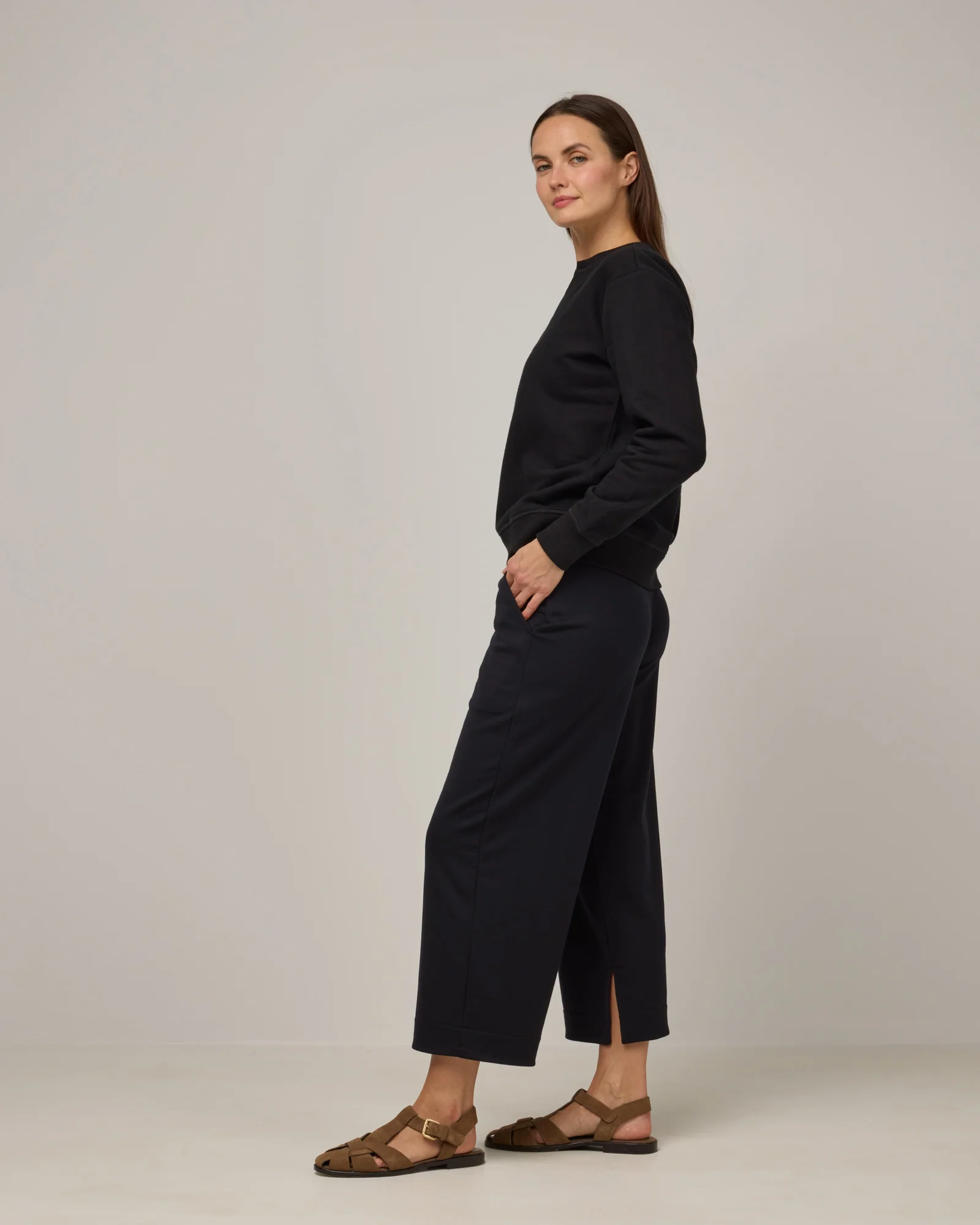 Aspen Wide Leg Crop Sweatpants - Image 2