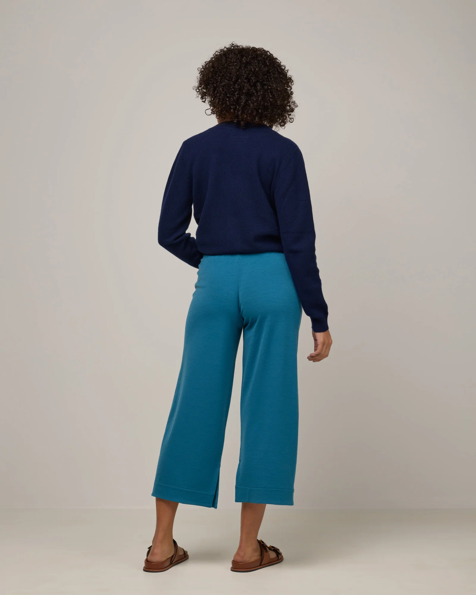 Aspen Wide Leg Crop Sweatpants - Image 4