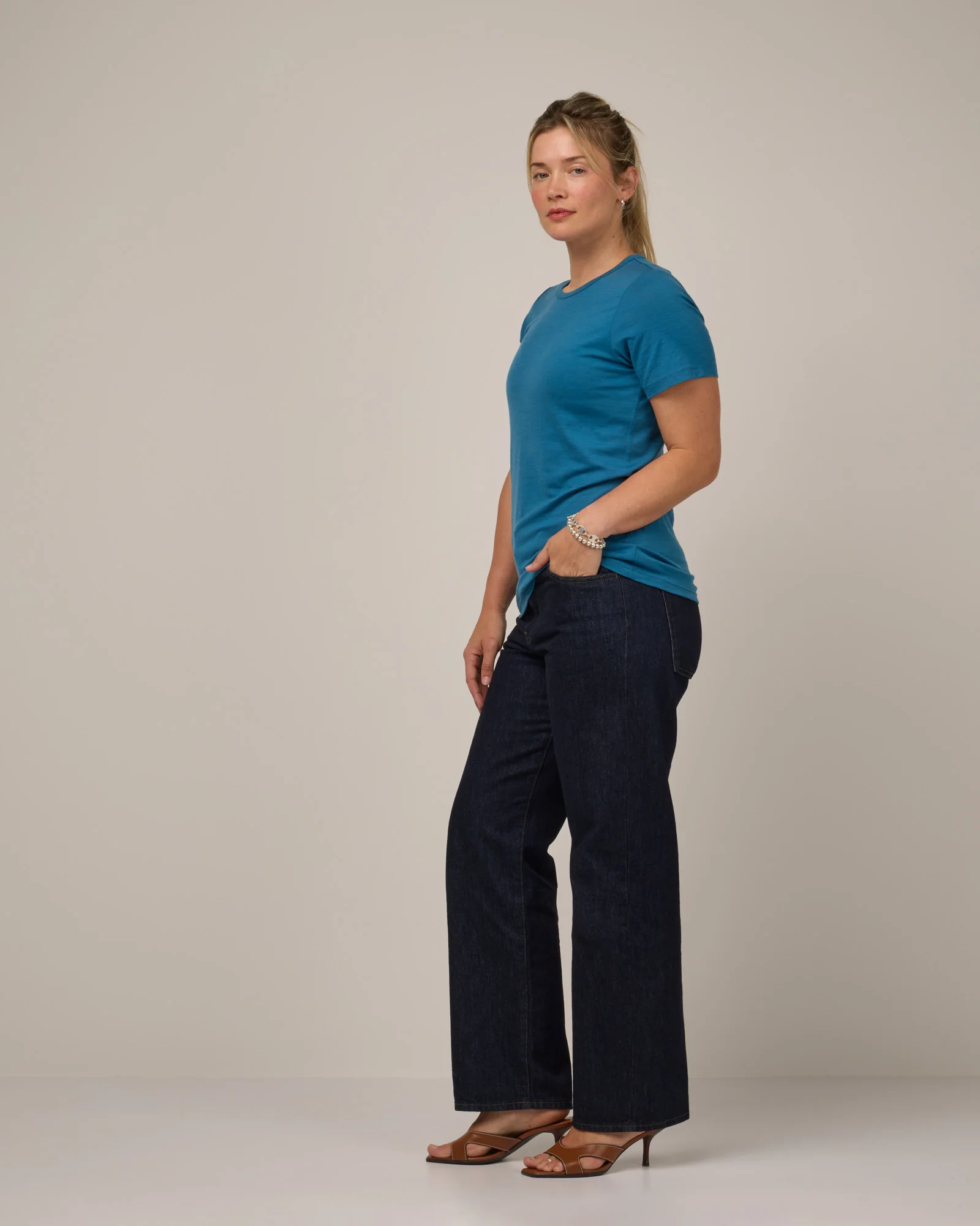 Cara 100% Wool Fitted Tee - Image 3