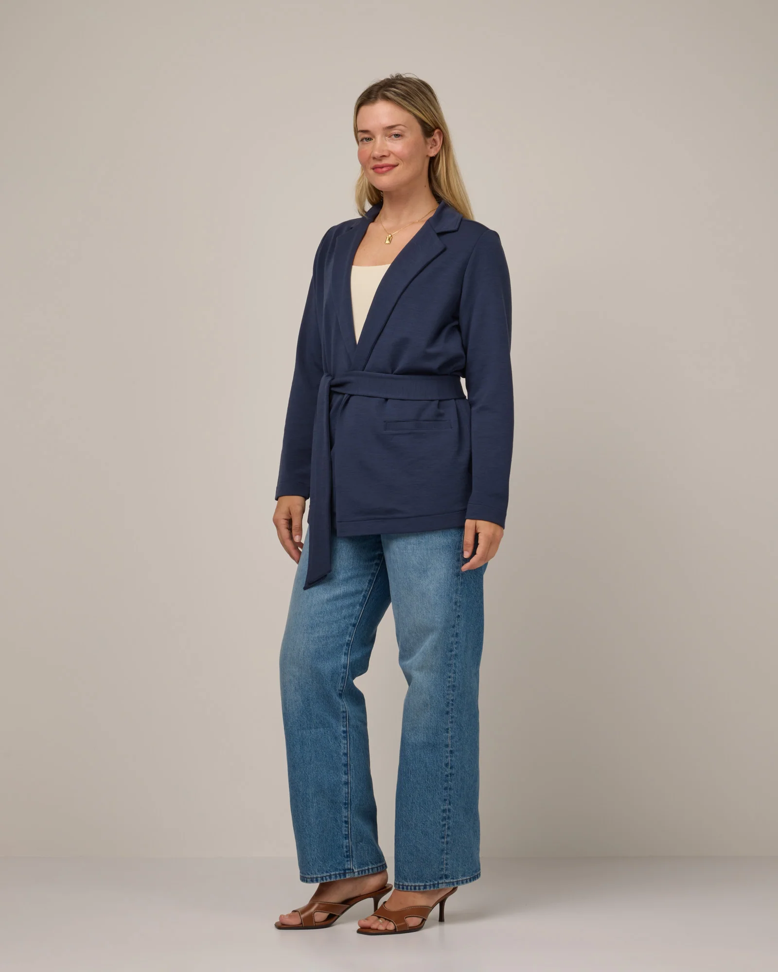 Kristen Blazer - Image 2