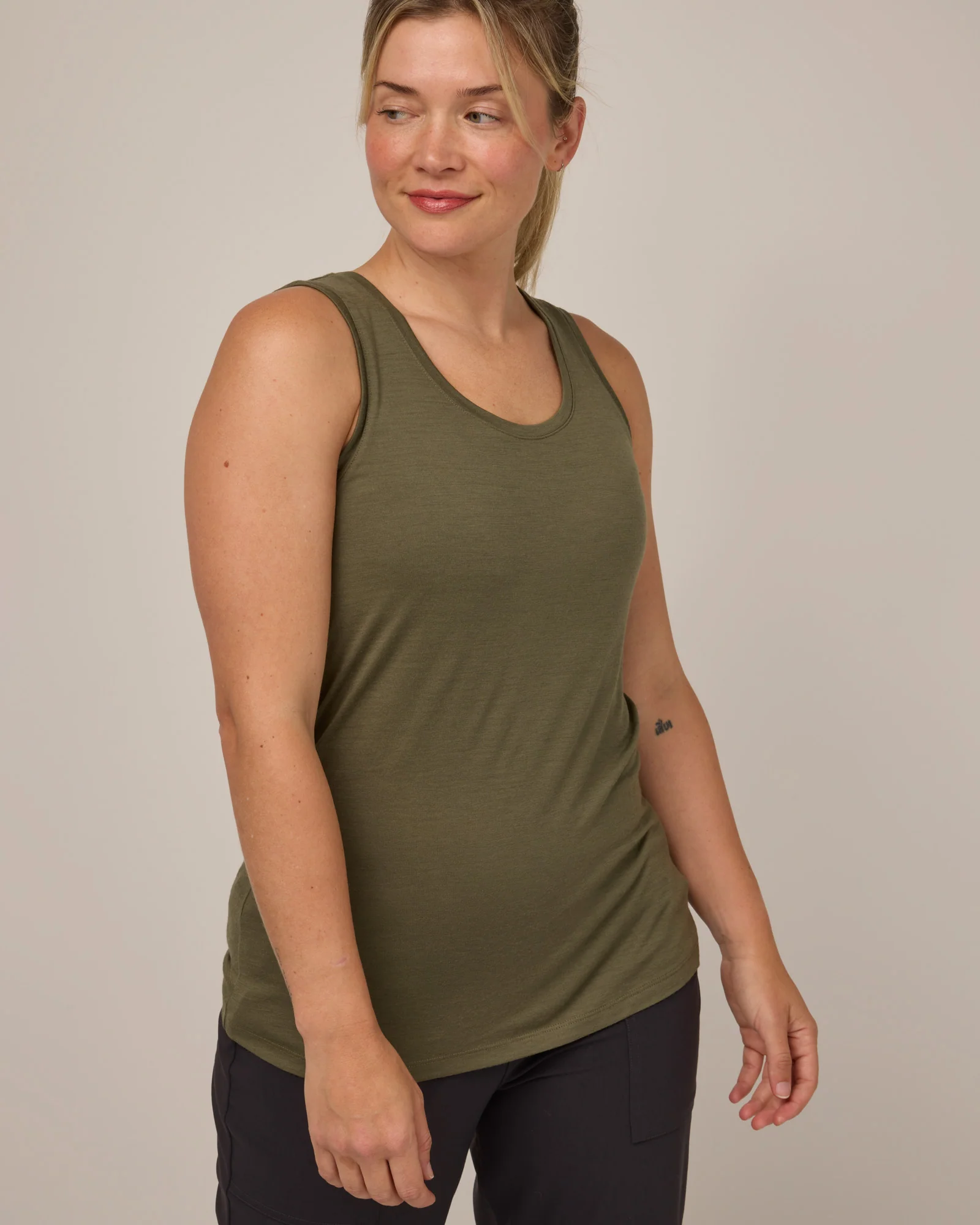 Livia Fitted Tank - Image 4