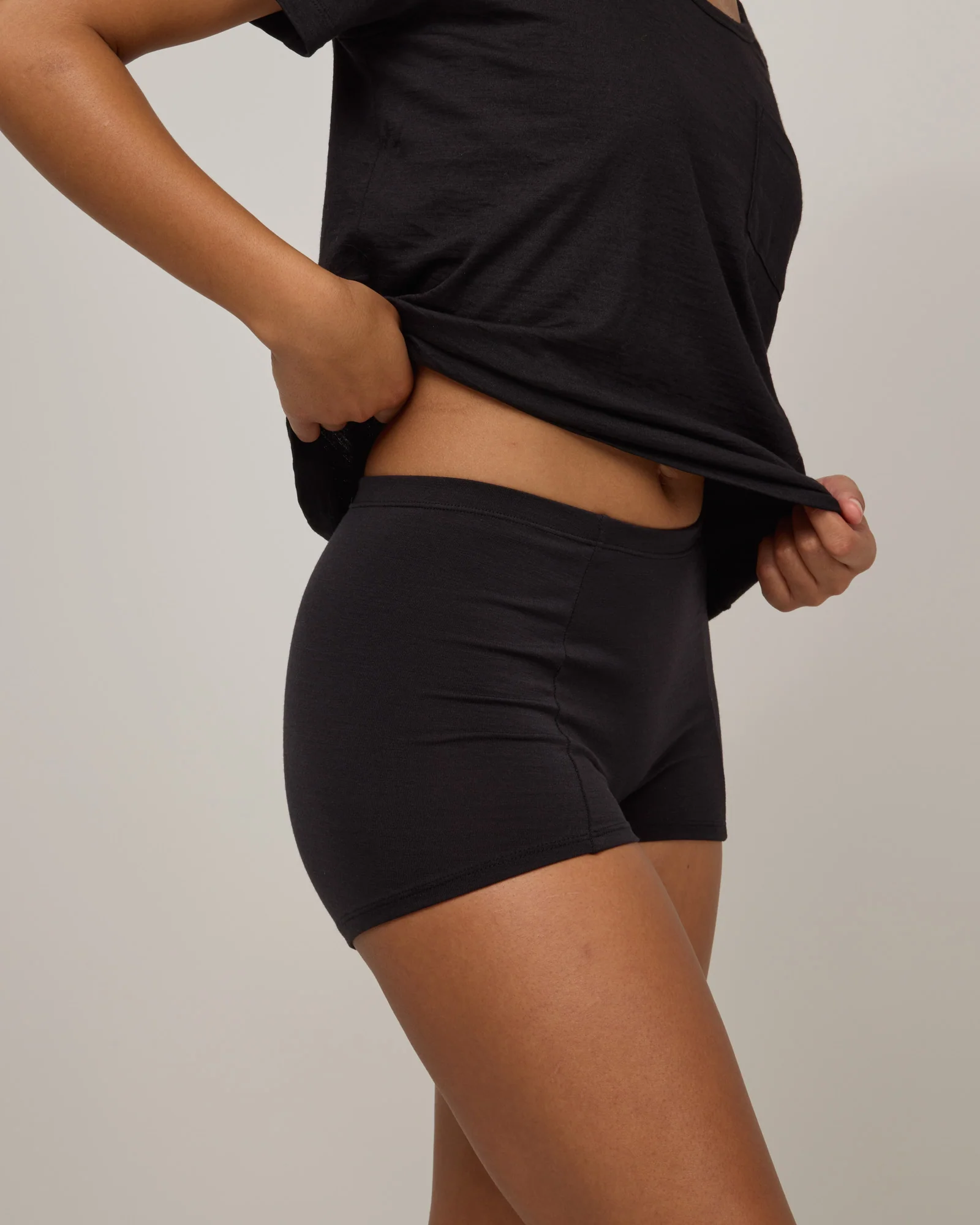 Roam High Waist Shortie - Image 4