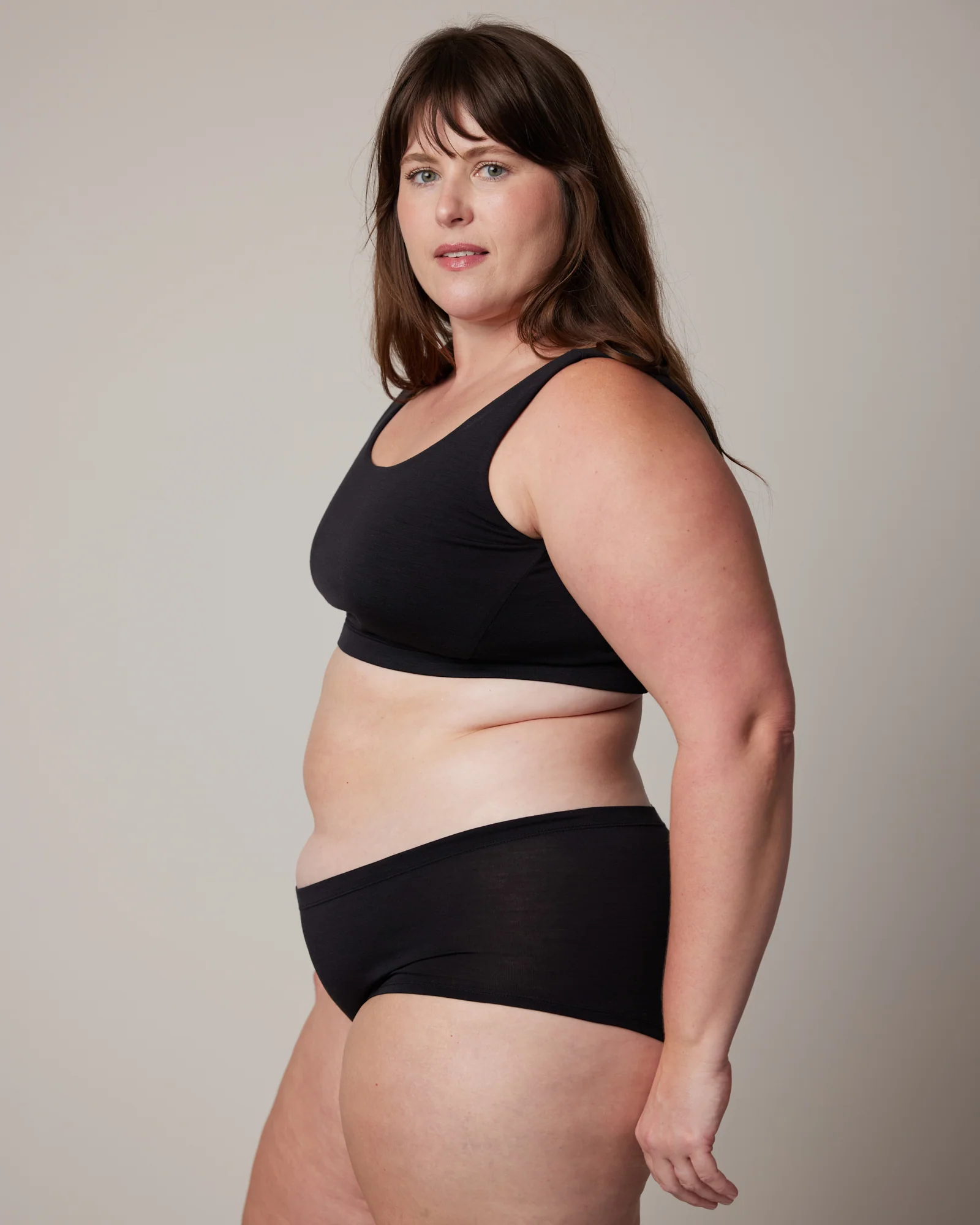 Roam Scoop Neck Bra - Image 4