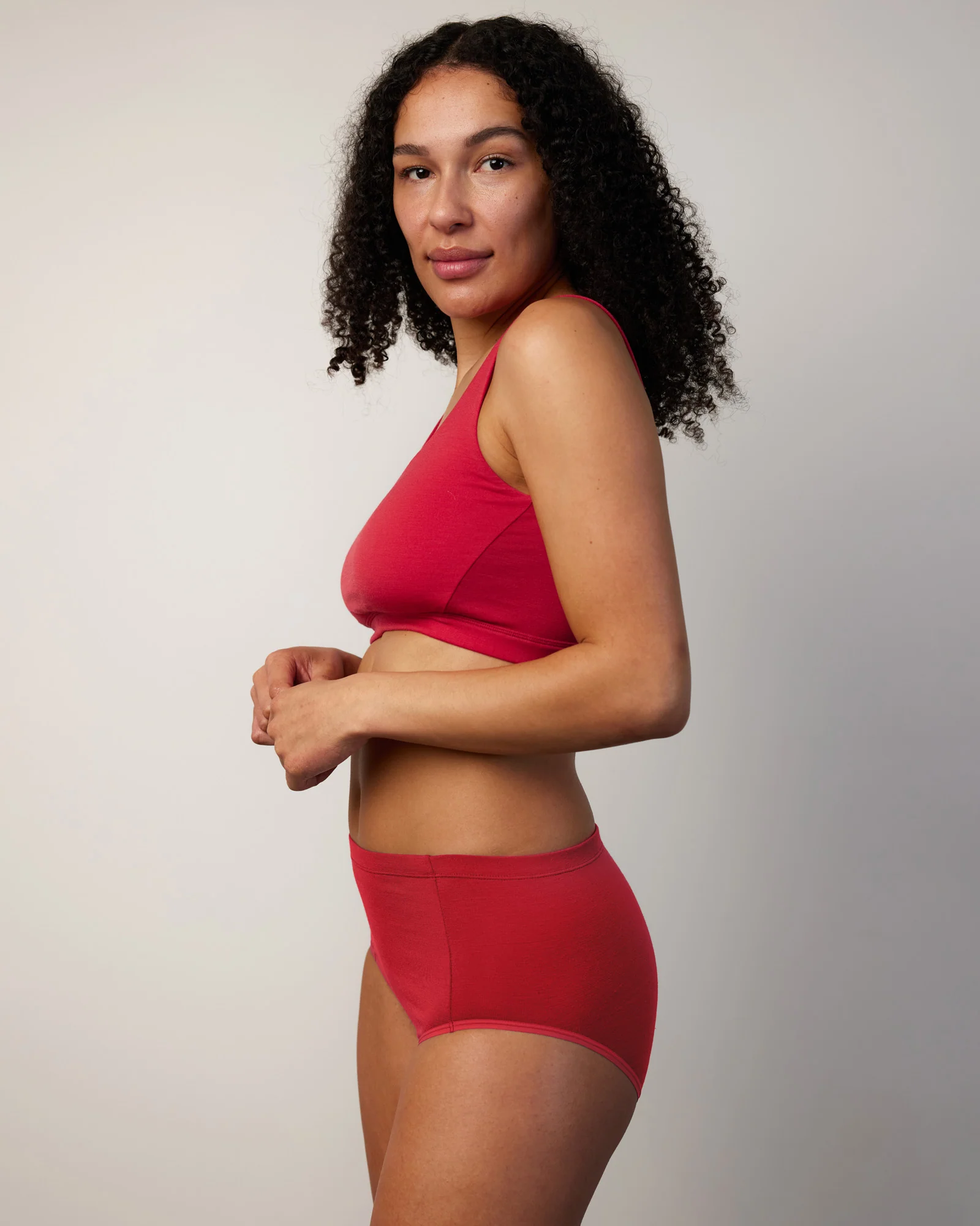 Roam Scoop Neck Bra - Image 2