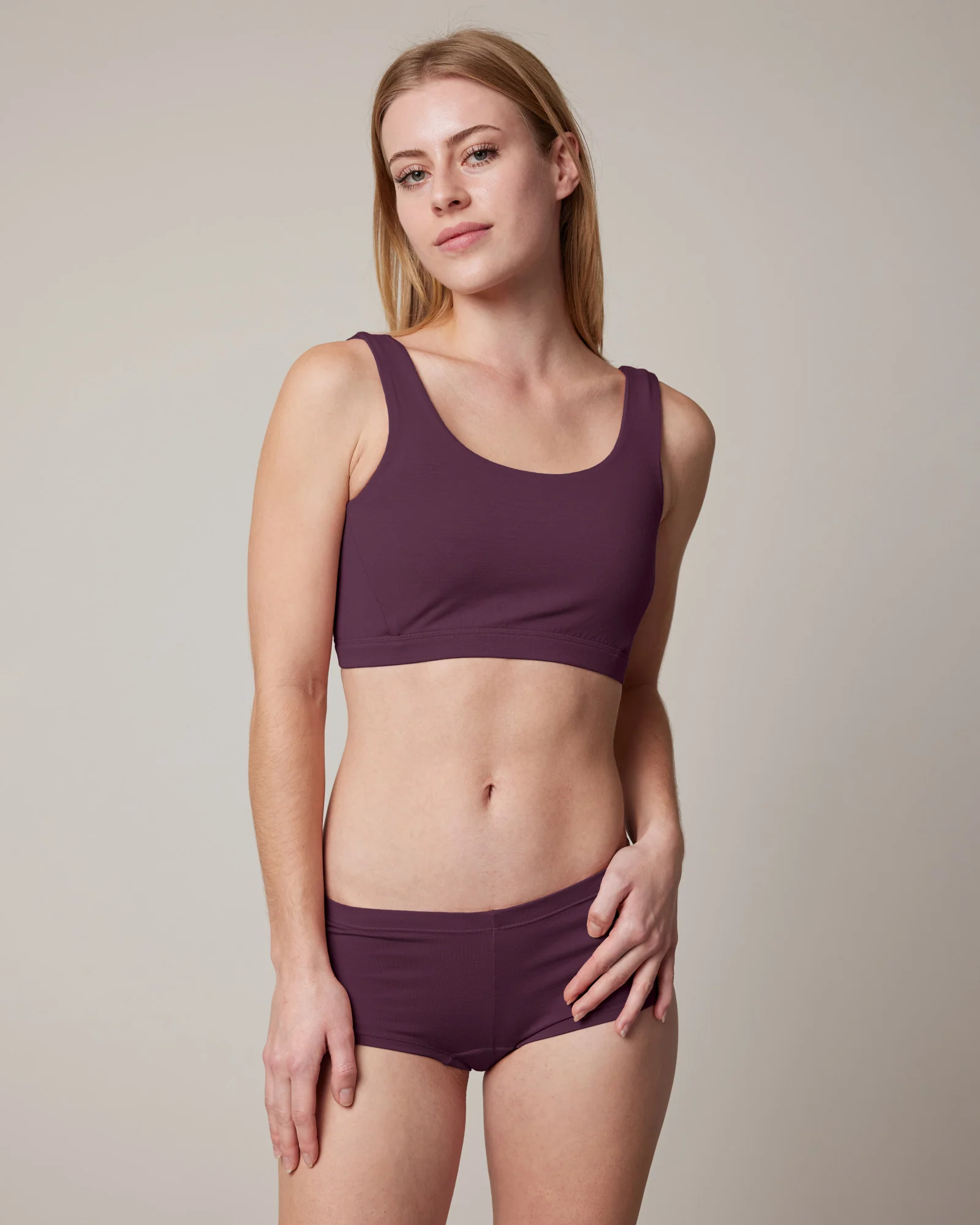 Roam Scoop Neck Bra - Image 2