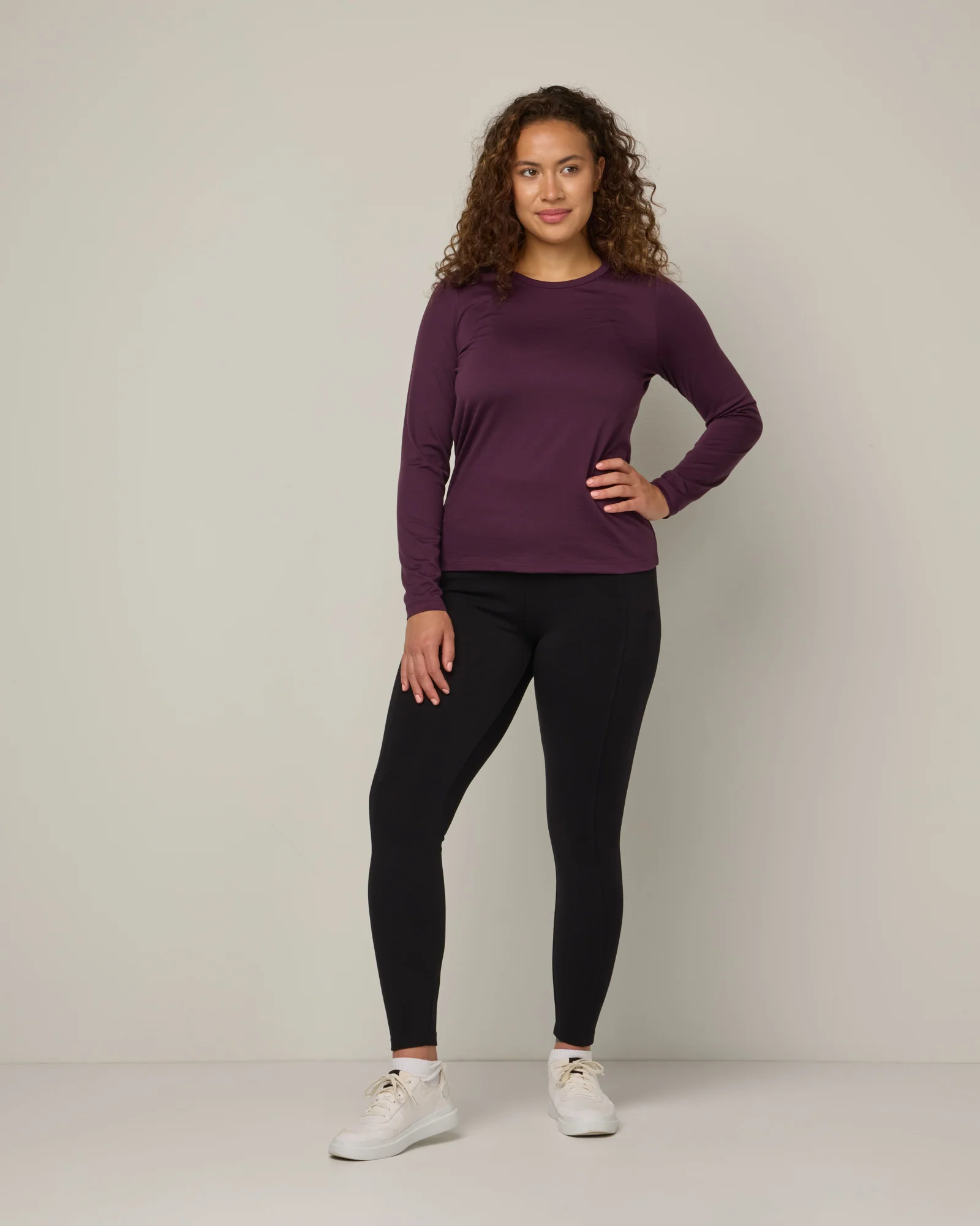 Sloan Signature Fitted Tee - Image 5