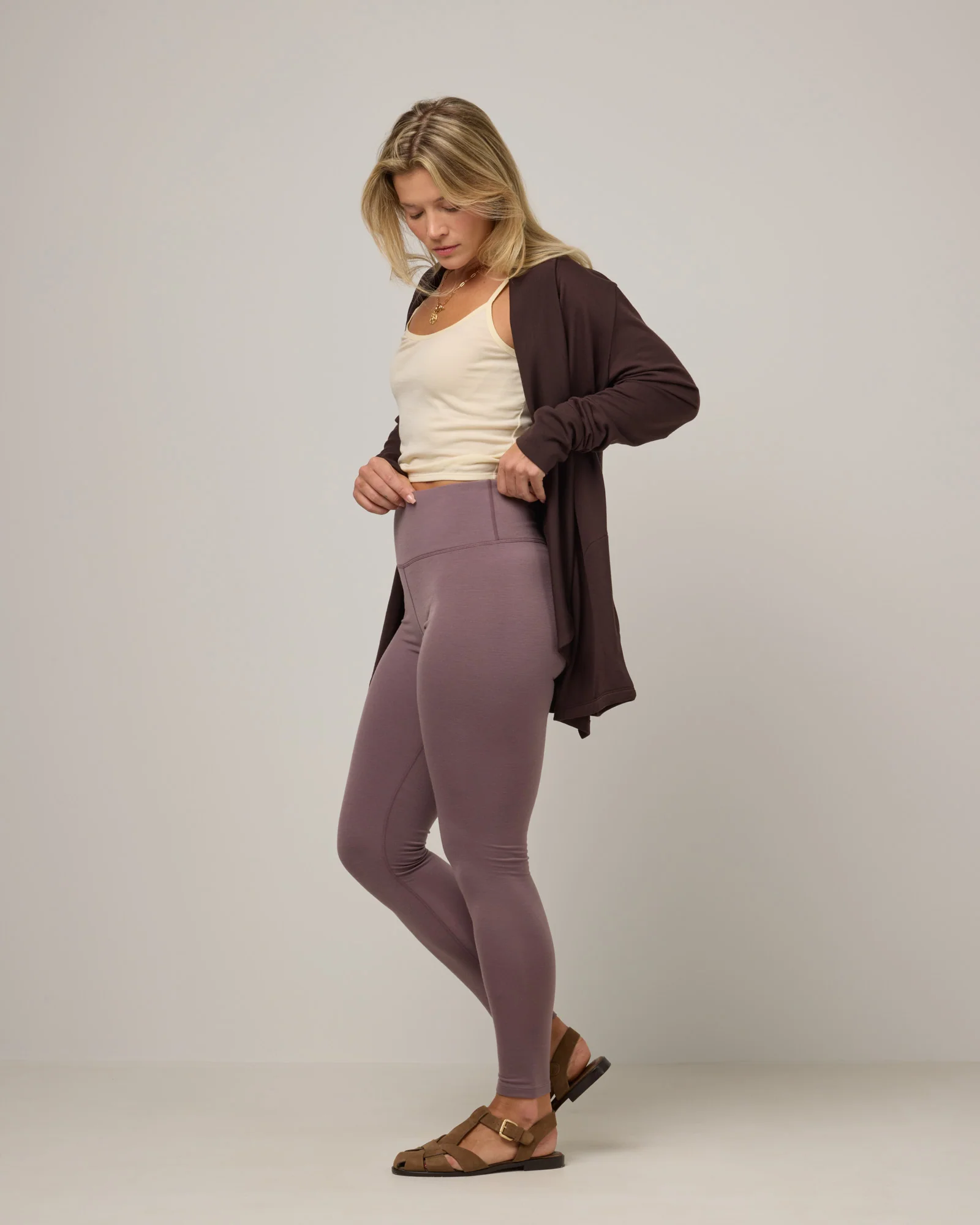 Summit Legging - Image 2